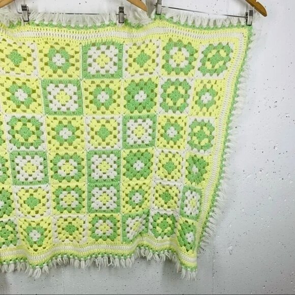 2 Vintage Hand Knit Pink Yellow Green Handmade Crochet Baby Blankets - Picture 12 of 15